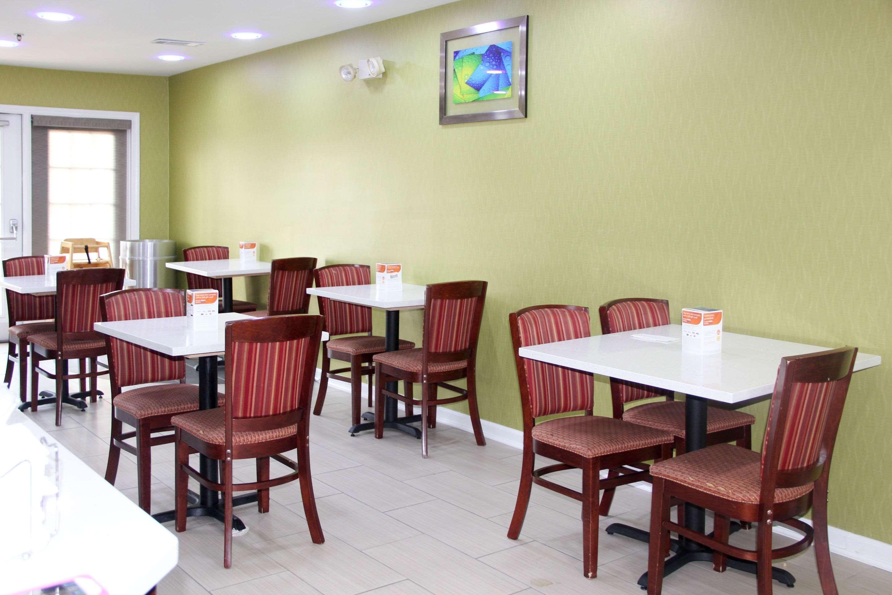 Quality Inn Albertville Us 431 Exteriér fotografie